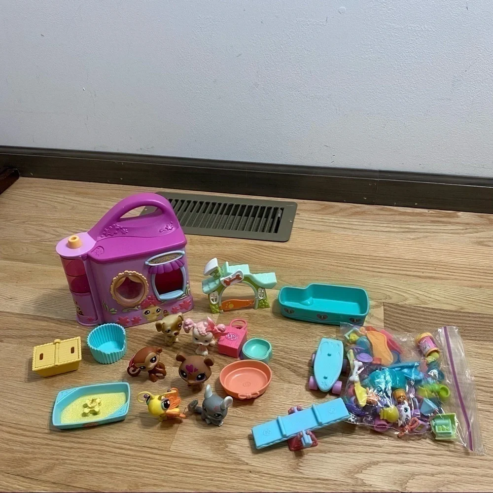 Vintage Littlest Pet Shop Play Set Accessories Animals Figures Monkey Dog Poodle